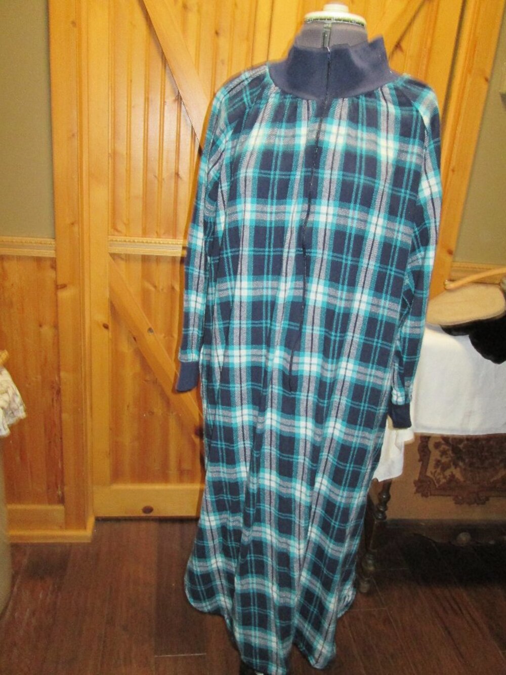 Vtg Metropolitan blue green plaid midi flannel nightgown mock neck lg